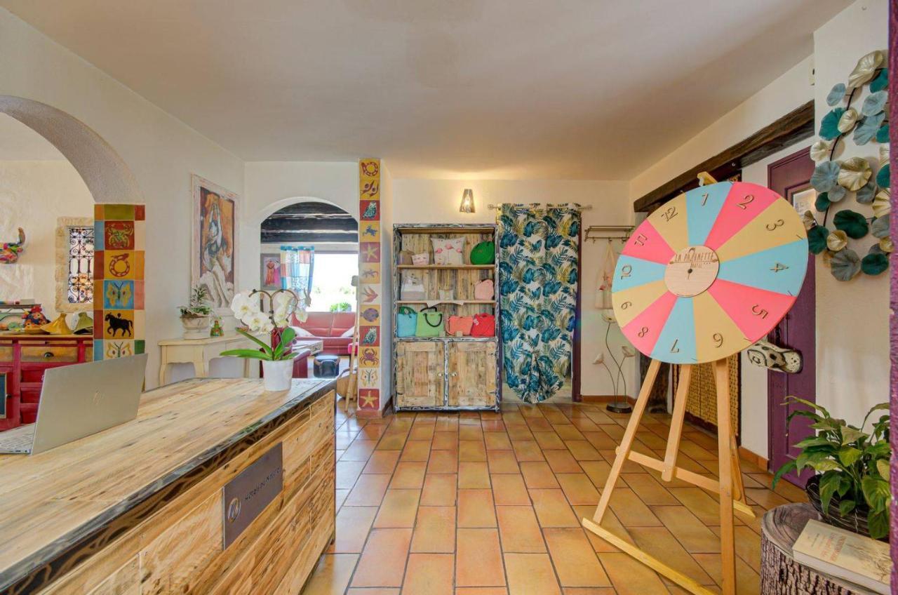Hotel La Palunette Saintes-Maries-de-la-Mer Luaran gambar